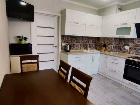 квартира за адресою Сергія Данченка вул., 3