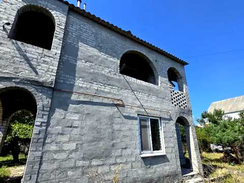 будинок за адресою Металургiв вул., 27