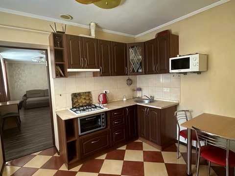 будинок за адресою Генерала Кульчицького вул. (Олександра Матросова), 1