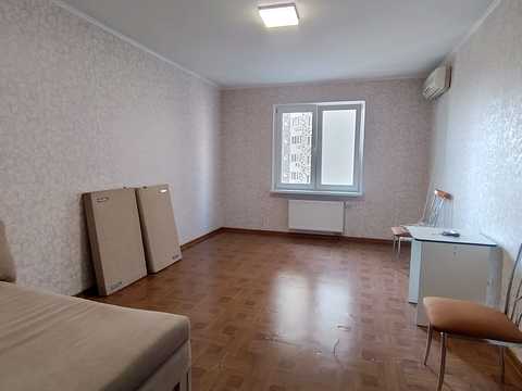 квартира за адресою Ревуцького вул., 54