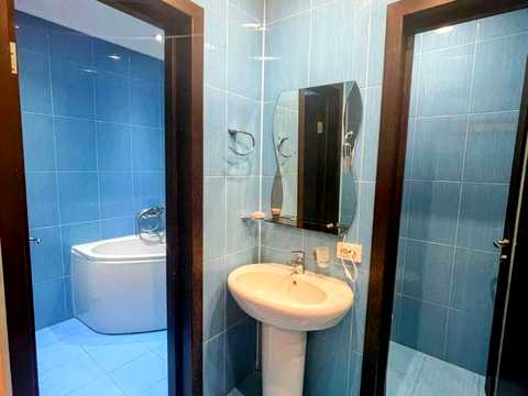 квартира за адресою Кавказька вул., 12