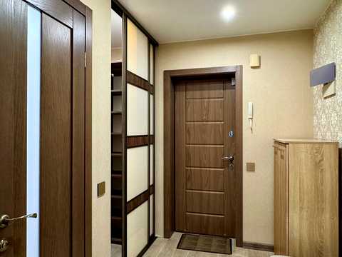 квартира по адресу Михаила Лушпы просп. (Космонавтів), 5 к4