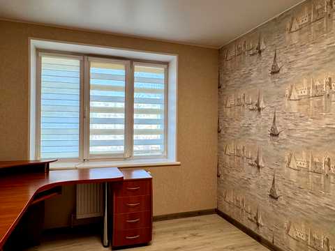 квартира по адресу Михаила Лушпы просп. (Космонавтів), 5 к4