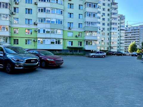 квартира по адресу Михаила Лушпы просп. (Космонавтів), 5 к4
