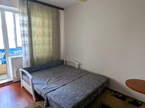 квартира по адресу Ревуцкого ул., 24/4