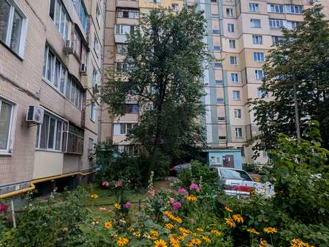 квартира по адресу Ревуцкого ул., 24/4