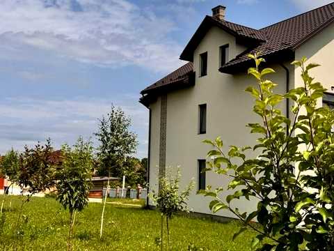 будинок за адресою Українська вул.