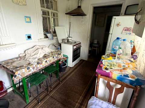 будинок за адресою с. Вівся, Центральна