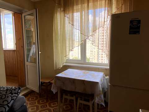 квартира по адресу Драгоманова ул., 14