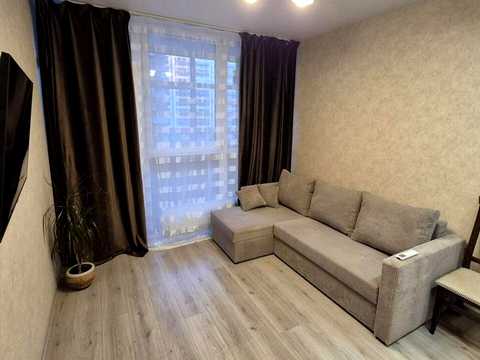 квартира за адресою Олександра Олеся вул., 4-Б