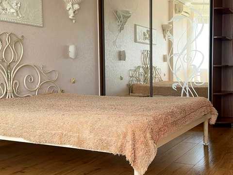 квартира за адресою Академіка Сахарова вул., 36