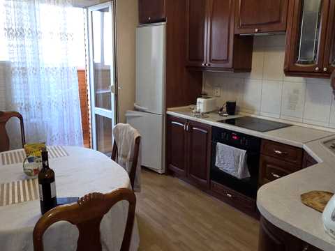 квартира за адресою Милославська вул., 41/15
