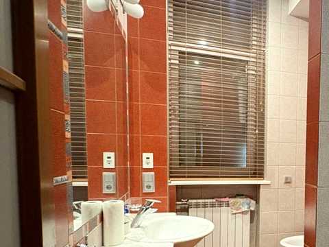 коммерческая по адресу Банковая ул., 3