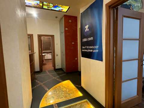 коммерческая по адресу Банковая ул., 3