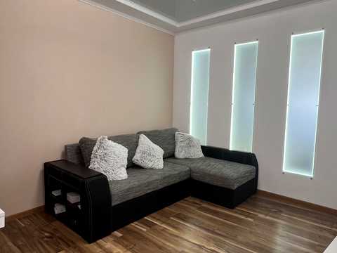 квартира за адресою Олени Пчілки вул., 8