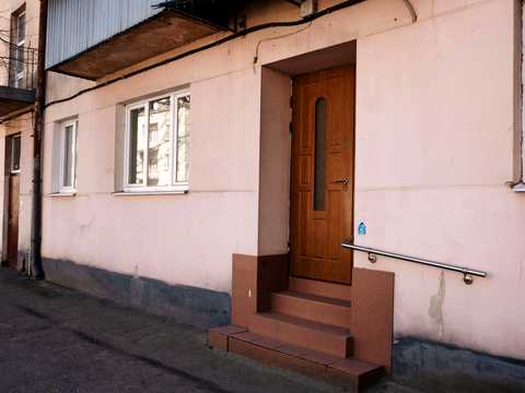 комерційна за адресою Володимира Антоновича вул. (), 121