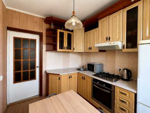квартира за адресою Рівне, Кулика і Гудачека вул. (Макарова), 10