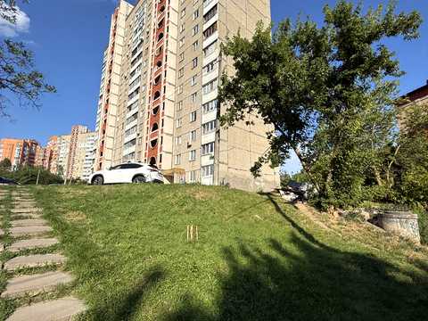 ділянка за адресою Київ, Осіння вул.