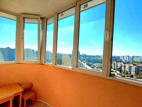 квартира за адресою Бориспільська вул., 6