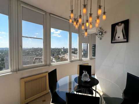 квартира за адресою Сімферопольська вул., 11