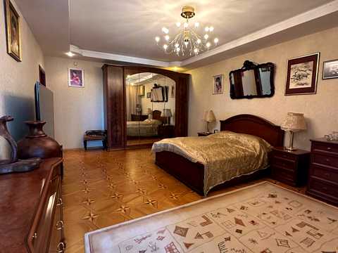 квартира за адресою Сімферопольська вул., 11