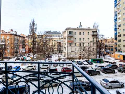 комерційна за адресою Київ, Князів Острозьких вул. (Московська), 46/2
