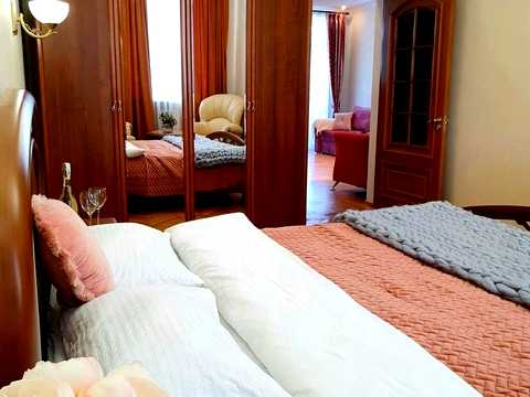 квартира за адресою Бориса Грінченка вул., 4