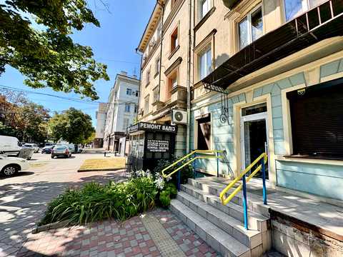 комерційна за адресою Дніпро, Привокзальна вул., 3