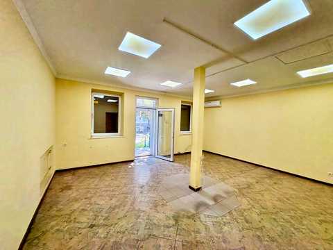 комерційна за адресою Дніпро, Привокзальна вул., 3