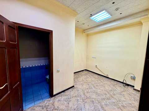 комерційна за адресою Дніпро, Привокзальна вул., 3