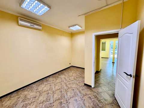 комерційна за адресою Дніпро, Привокзальна вул., 3