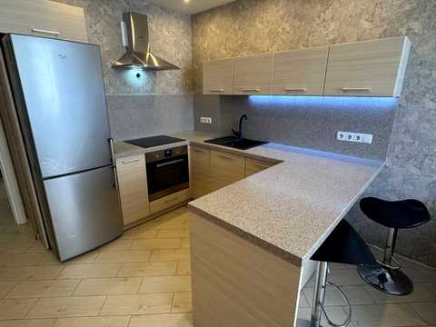 квартира за адресою Анни Ахматової вул., 34