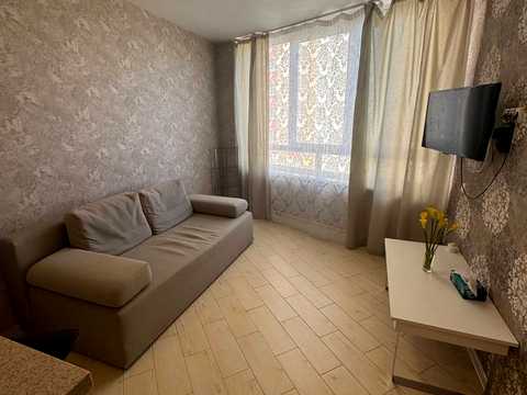 квартира за адресою Анни Ахматової вул., 34