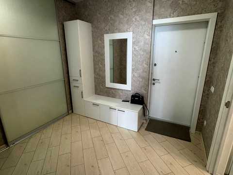 квартира за адресою Анни Ахматової вул., 34