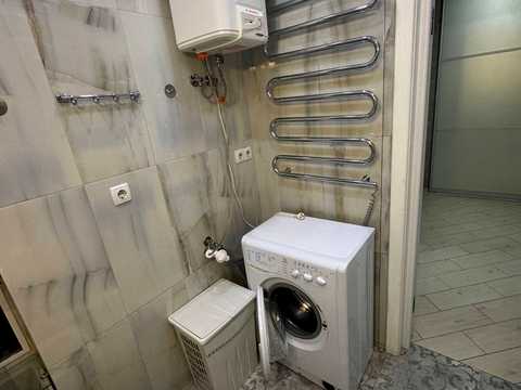 квартира за адресою Анни Ахматової вул., 34