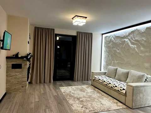 будинок за адресою Загорська вул., 240
