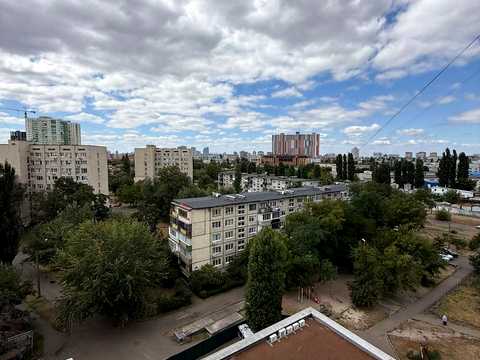 квартира за адресою Празька вул., 21/2