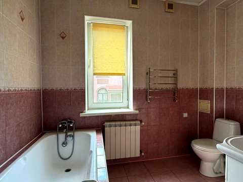 дом по адресу Євгена Чикаленка ул. (Мічуріна), 84