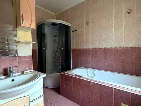 дом по адресу Євгена Чикаленка ул. (Мічуріна), 84