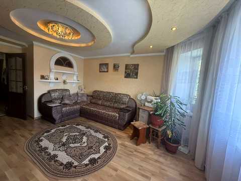квартира за адресою Злуки просп., 8
