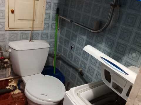 квартира за адресою Космонавтів вул., 25/4