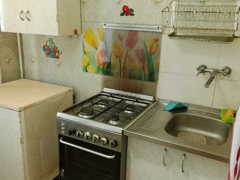 квартира за адресою Космонавтів вул., 25/4