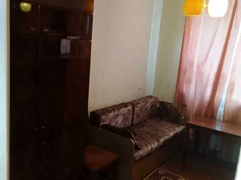 квартира за адресою Космонавтів вул., 25/4