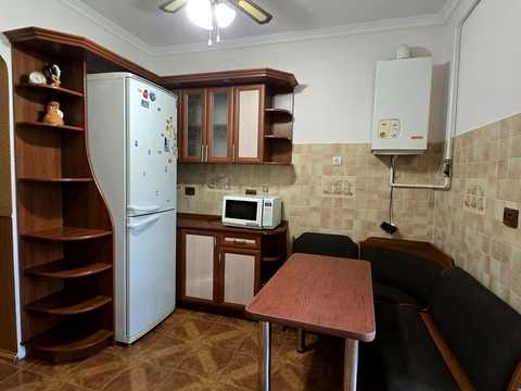 квартира за адресою Юліана Целевича вул., 14-А