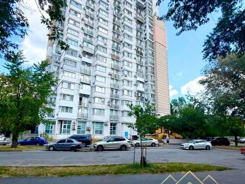 квартира за адресою Юрія Литвинського вул. (Російська), 64