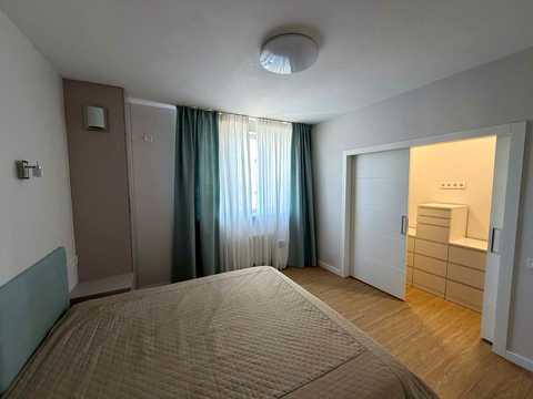 квартира по адресу Драгоманова ул., 38