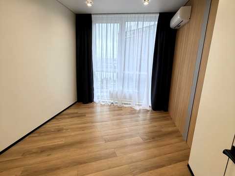 квартира за адресою Причальна вул., 8