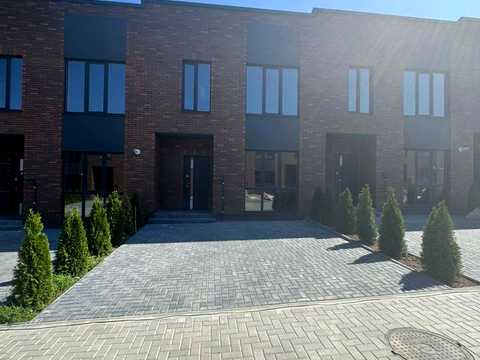 будинок за адресою Сонячна вул., 85