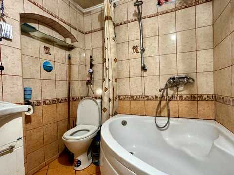 квартира за адресою Пантелеймона Куліша вул., 1