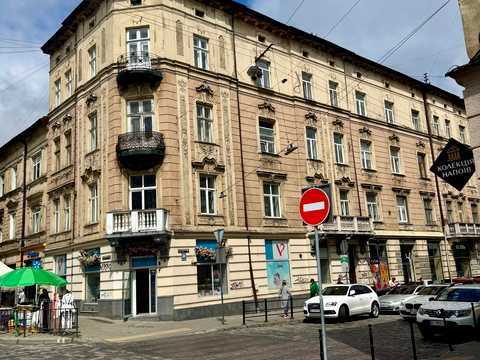 квартира за адресою Пантелеймона Куліша вул., 1